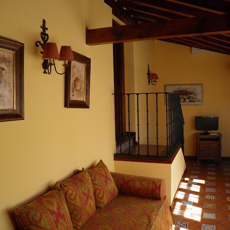 Apartamentos La Columna Chinchón Exterior foto