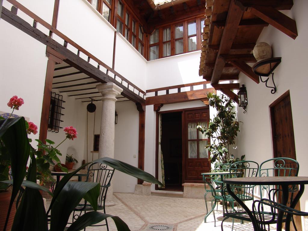 Apartamentos La Columna Chinchón Exterior foto